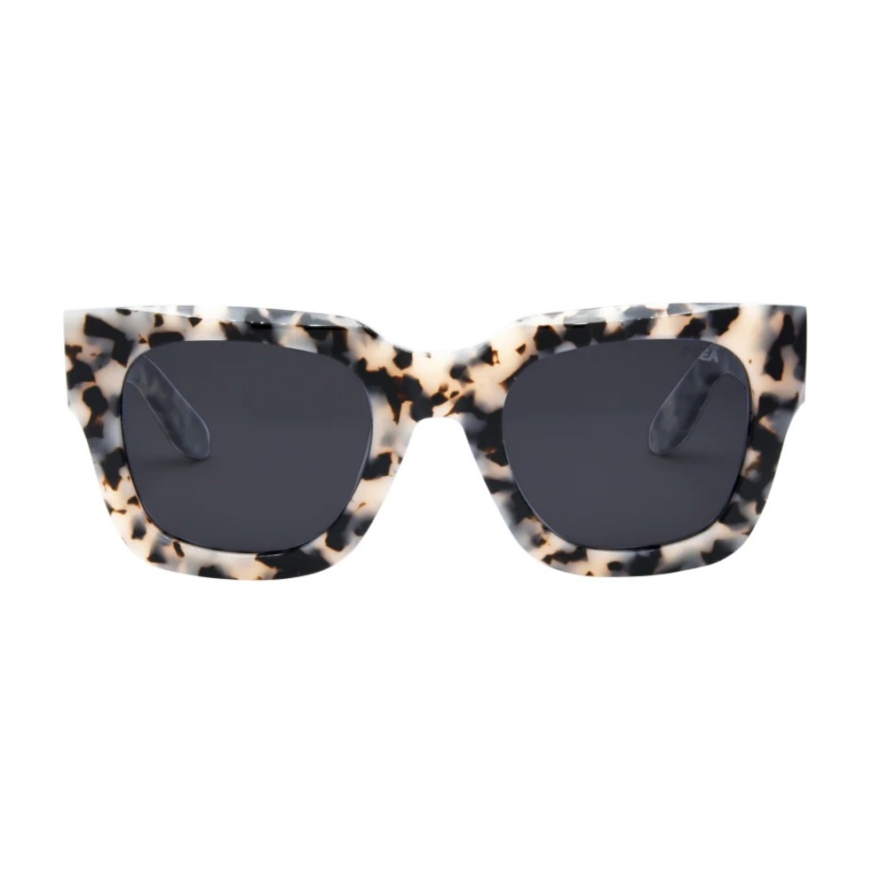ISEA Oversized Tort Sunglasses